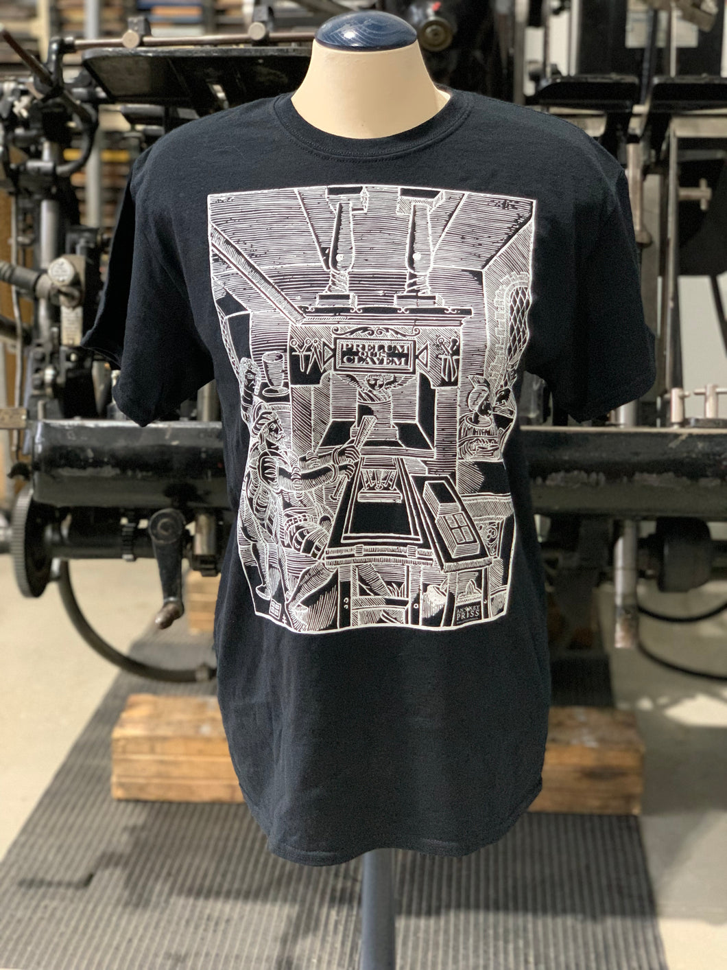 T-Shirt: Press Room Panic